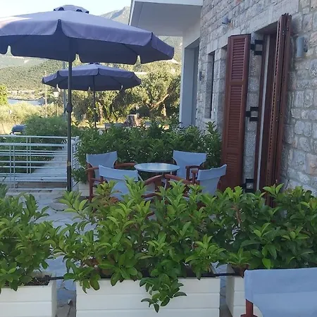 Light Blue 2 Appartement Poúlithra